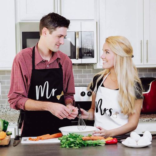 Mr and Mrs Aprons for Couples